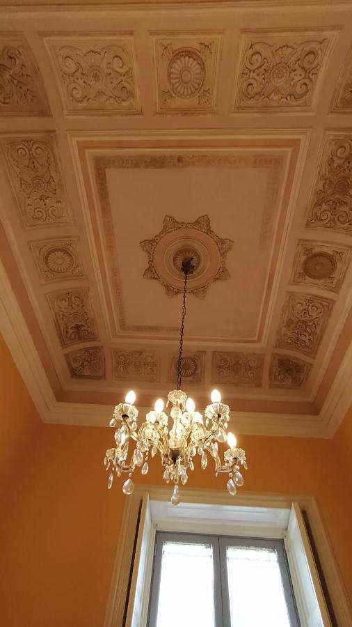 Palazzo Arcidiacono - Luxury Holidays คาตาเนีย ภายนอก รูปภาพ